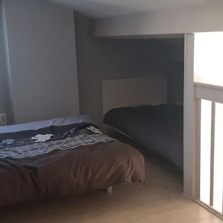 Spacieuse Et Belle Climatisee Pour 9 Couchages, Wifi, Piscine Commune, 250 M De La Dans Lrma6465 Villa